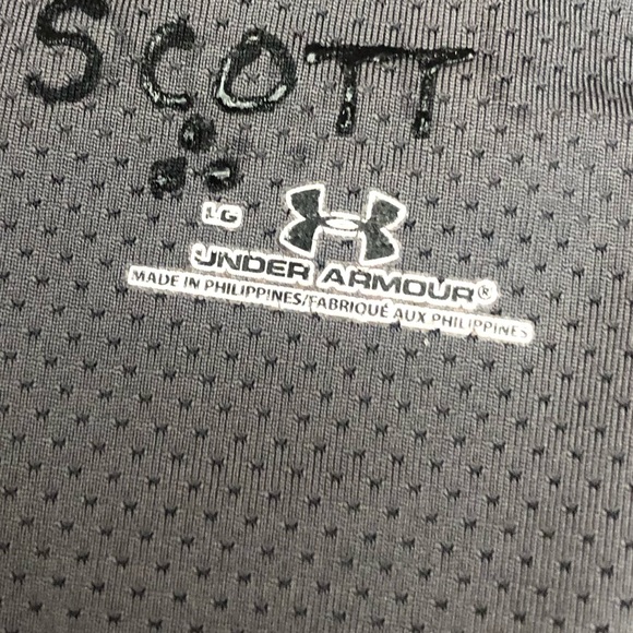 Under Armour Gray Men’s Collared Quarter Zip Size Large - Picture 3 of 3